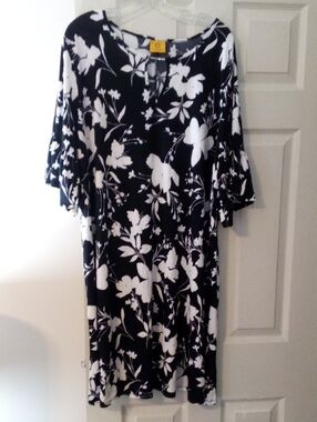 Ruby Rd. Dress - Black & White Floral
